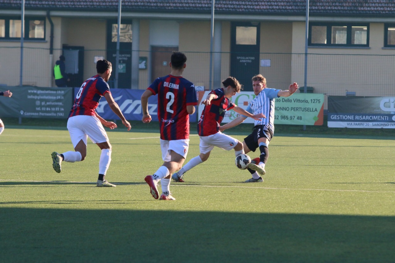 Caronnese e Saronno chiudono in parità il derby