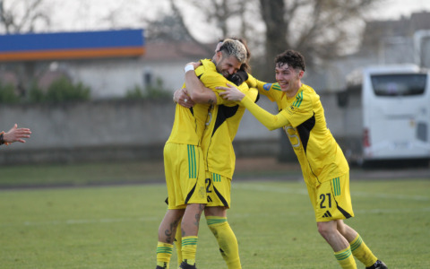 La Castellanzese conquista una vittoria contro la Virtus CiseranoBergamo