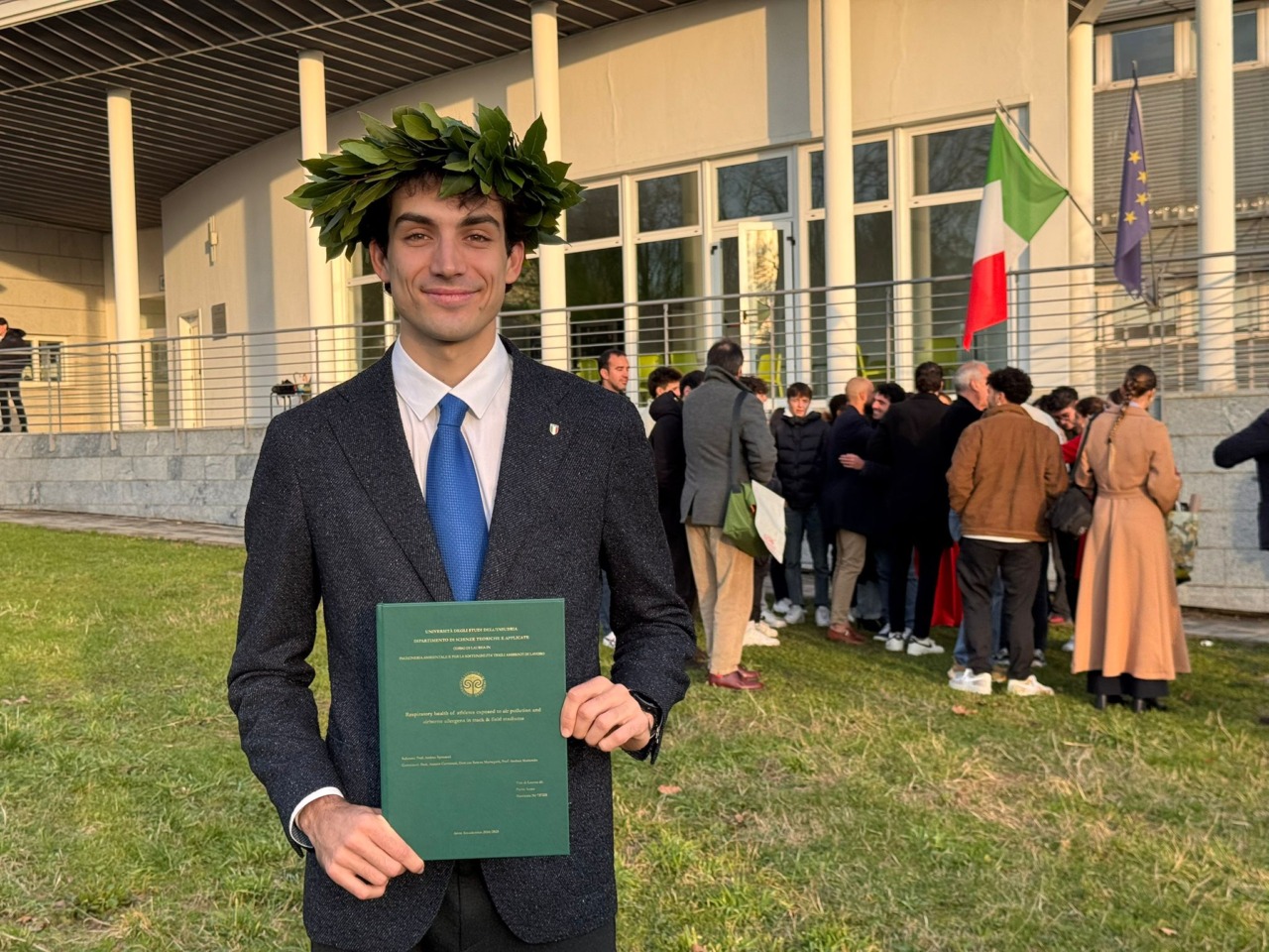Pietro Arese, campione di mezzofondo, si laurea con lode