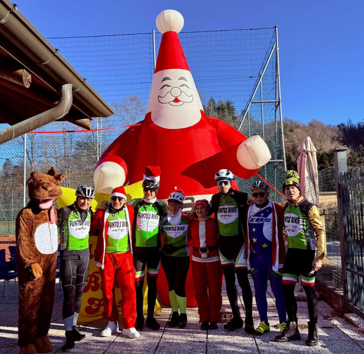 Uniti per la Pedalata di Babbo Natale