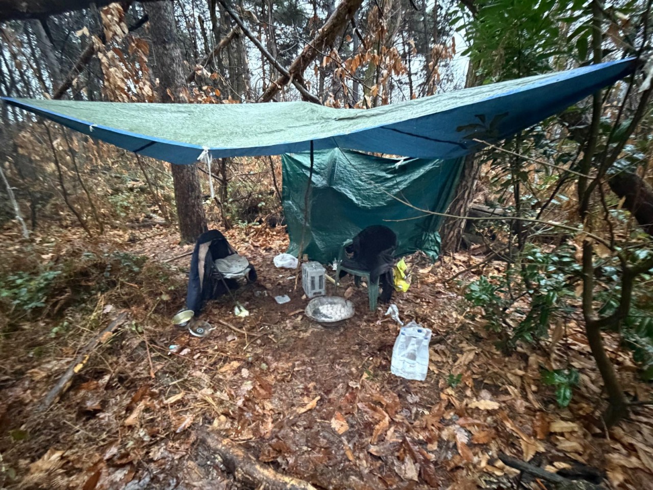 Venegono Superiore: smantellato bivacco utilizzato per spaccio