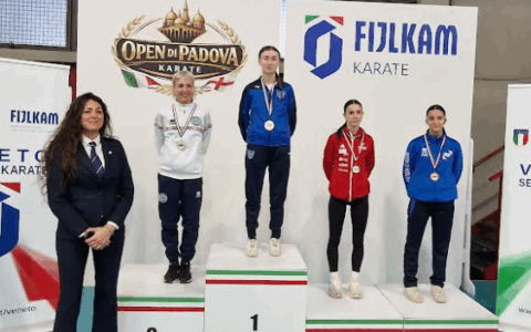 Alessandra Bossi trionfa all’Open League Senior di karate