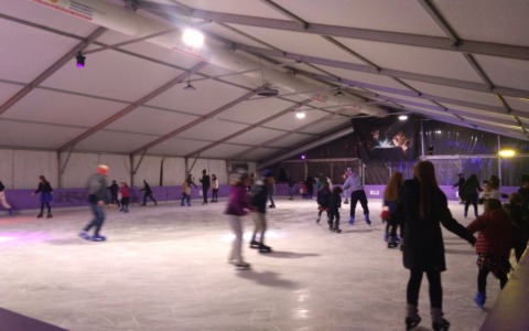 Divertimento e solidarietà con ‘Leo on ice’ al Palaghiaccio