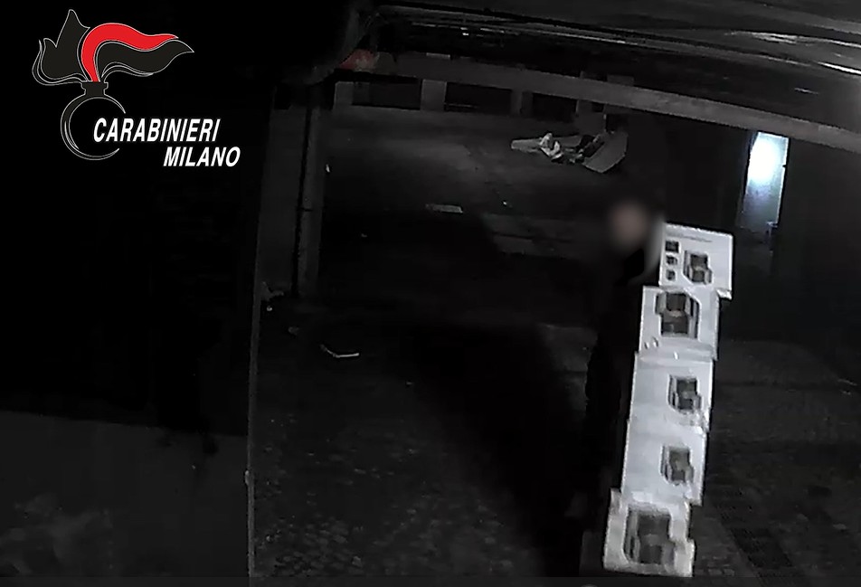 Due arresti per furti e ricettazione di merce per oltre 200mila euro