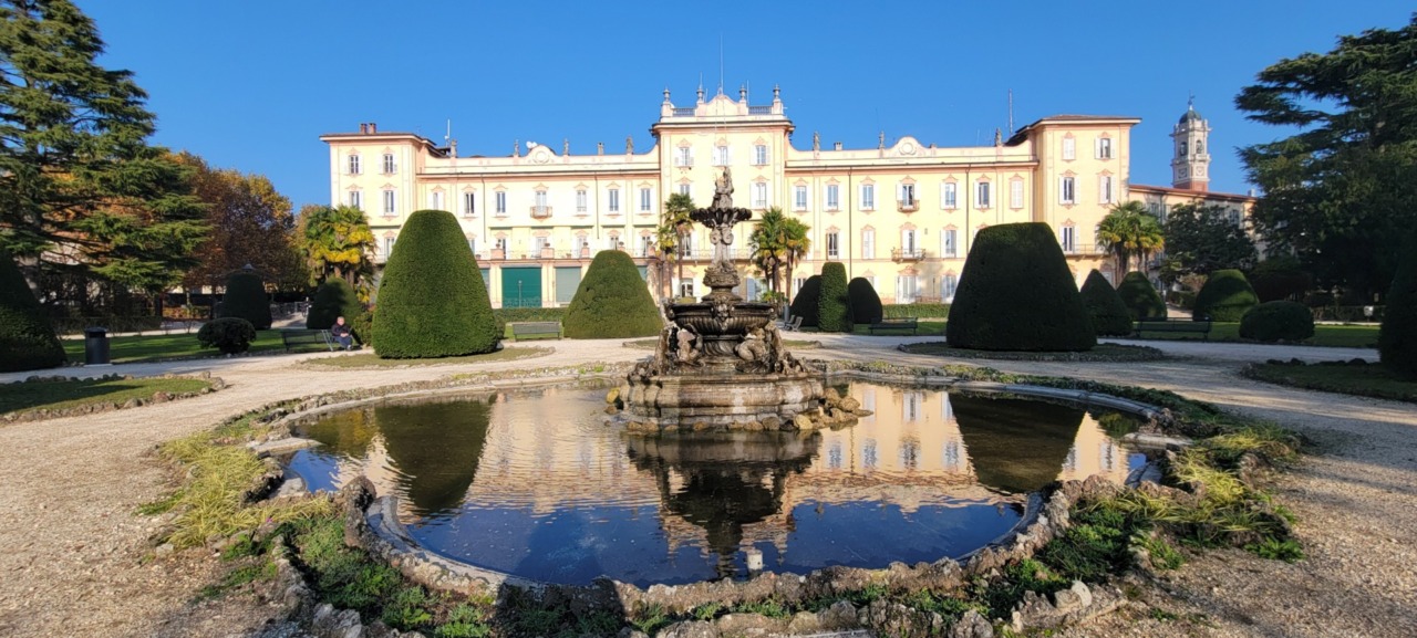 Concorso per tre funzionari amministrativi a Varese