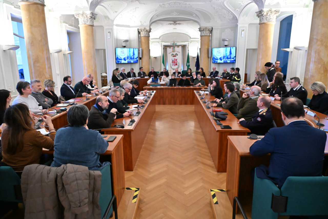 Conferenza in Provincia: discussione su temi cruciali