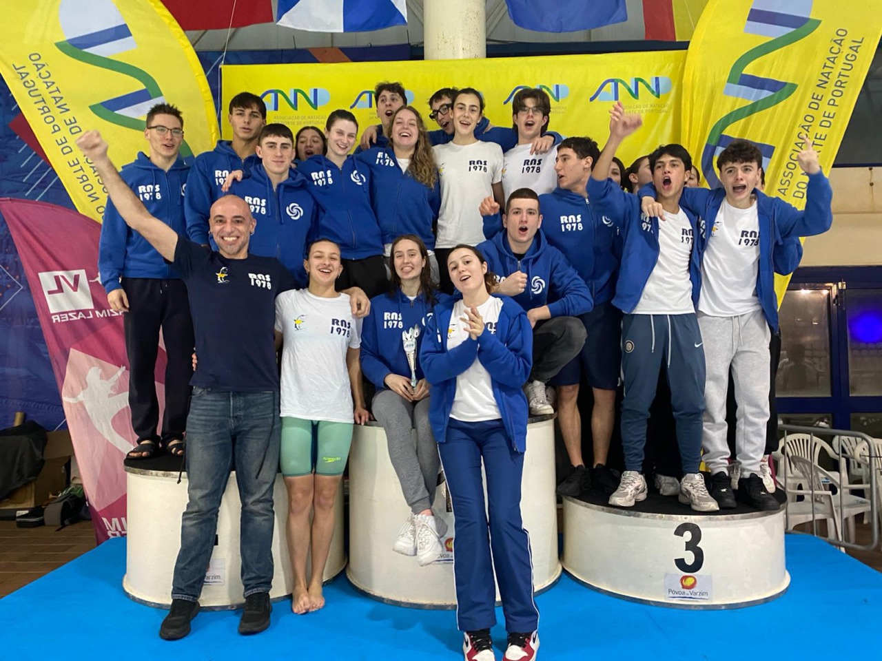 Rari Nantes Saronno trionfa in Portogallo con 14 medaglie