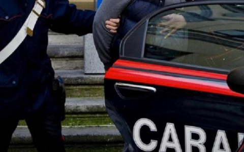 Aggressione con coltello: arrestato un 24enne a Casale Litta