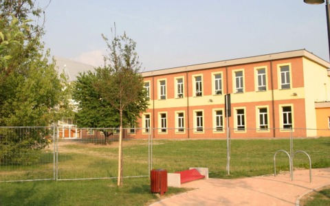 Inaugurata la nuova mensa scolastica