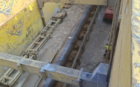 Lavori di teleriscaldamento: spingitubo per oltrepassare la ferrovia