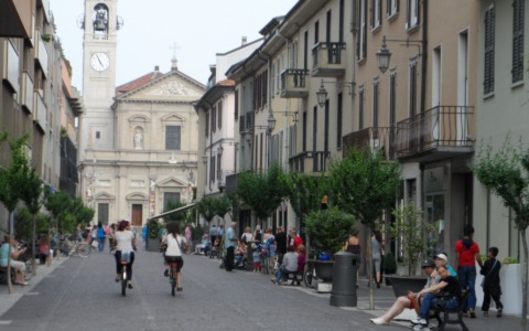 Saronno avvia un dialogo con i commercianti per analizzare necessità e prospettive