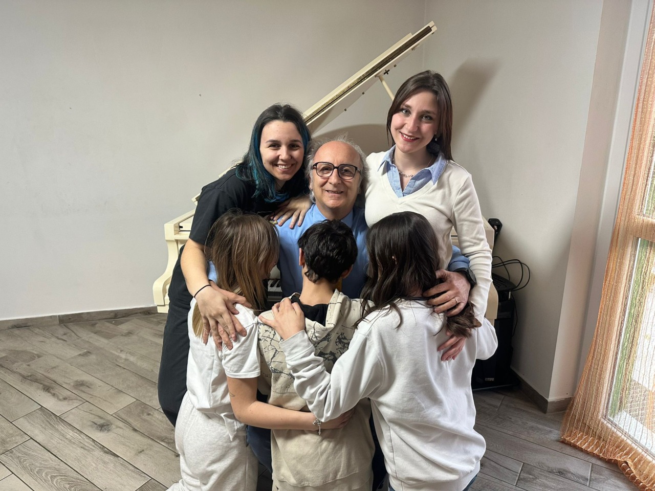 Vincenzo, direttore postale e padre di cinque: un esempio di equilibrio