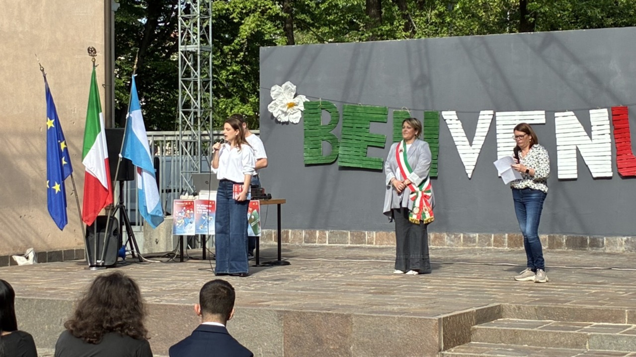 Celebrazione per i neo diciottenni a Saronno
