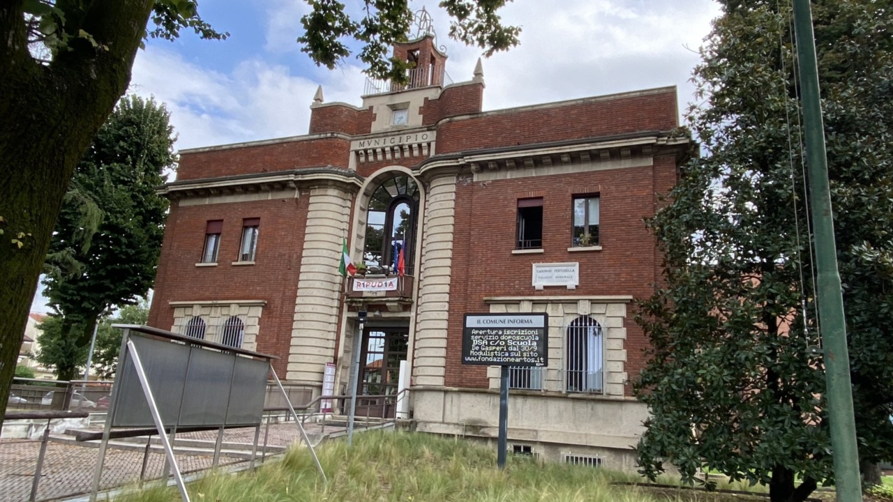 Esposizione d’arte all’agorà del municipio