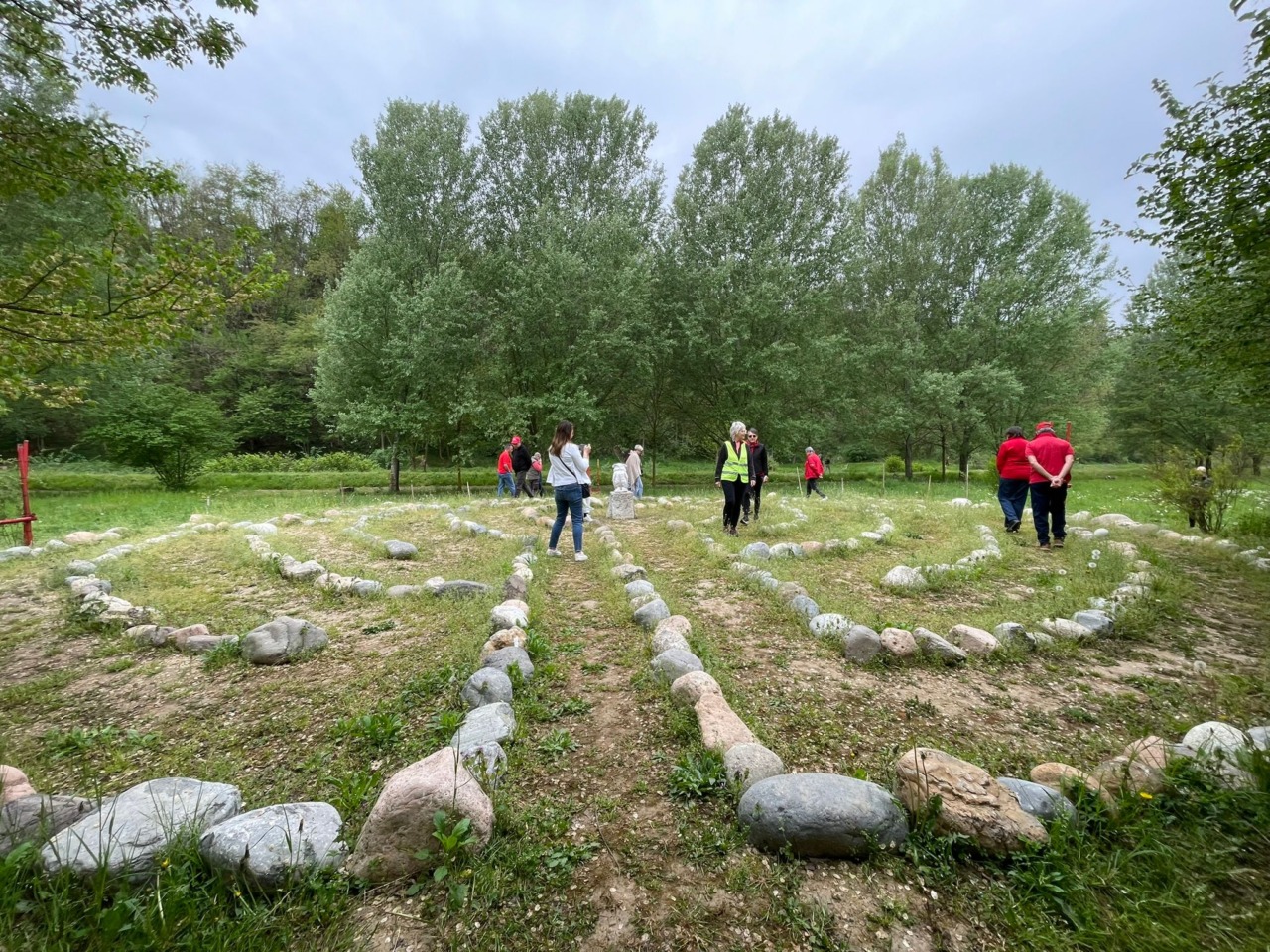 Inaugurato a Calipolis un labirinto meditativo
