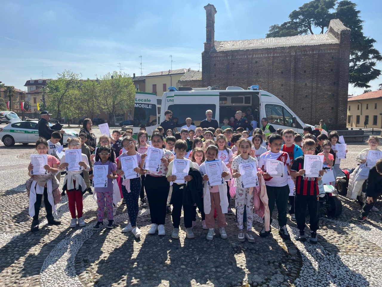 Lezioni di educazione stradale per i bambini della scuola primaria Mazzini