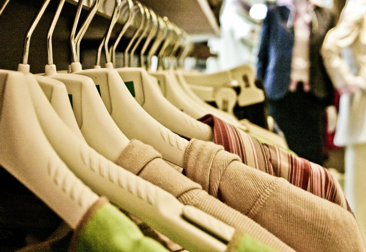 Swap Party a Tradate: “Ciapa un vestii e purta a’ ca’”