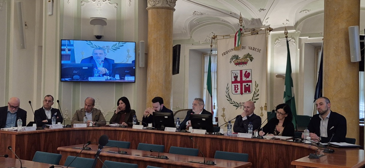 Tre milioni di euro per migliorare l’edilizia scolastica: due istituti di Saronno coinvolti