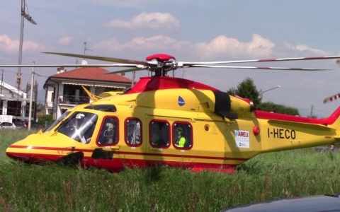 Uomo di 50 anni cade dal tetto di un capannone a Busto Arsizio