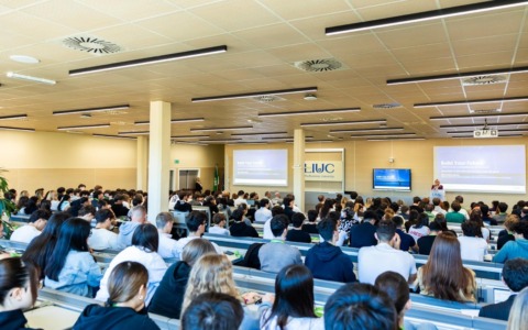 Intesa Sanpaolo e LIUC coinvolgono 300 studenti