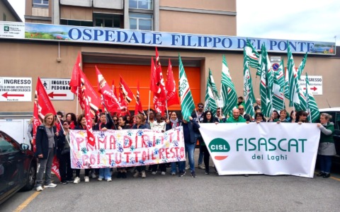 Sciopero dei lavoratori delle pulizie all’ospedale del Ponte di Varese