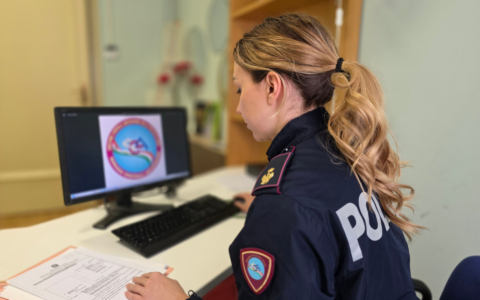 Allontanamento per il finto carabiniere che tentò di truffare un’anziana