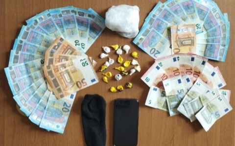 Cocaina nascosta nel seggiolino per bambini