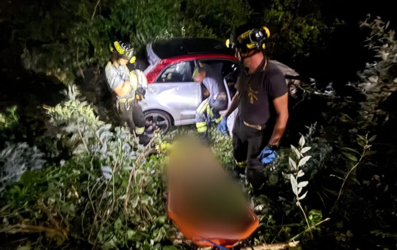 Incidente a Malnate, 32enne trasportata in ospedale
