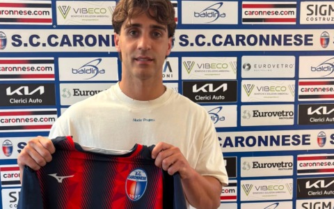 La Caronnese accoglie Edoardo Confalonieri per potenziare il centrocampo