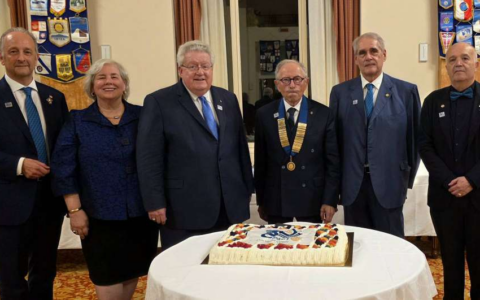 Piergiorgio Zanazza assume la presidenza del Rotary Club Varese Ceresio