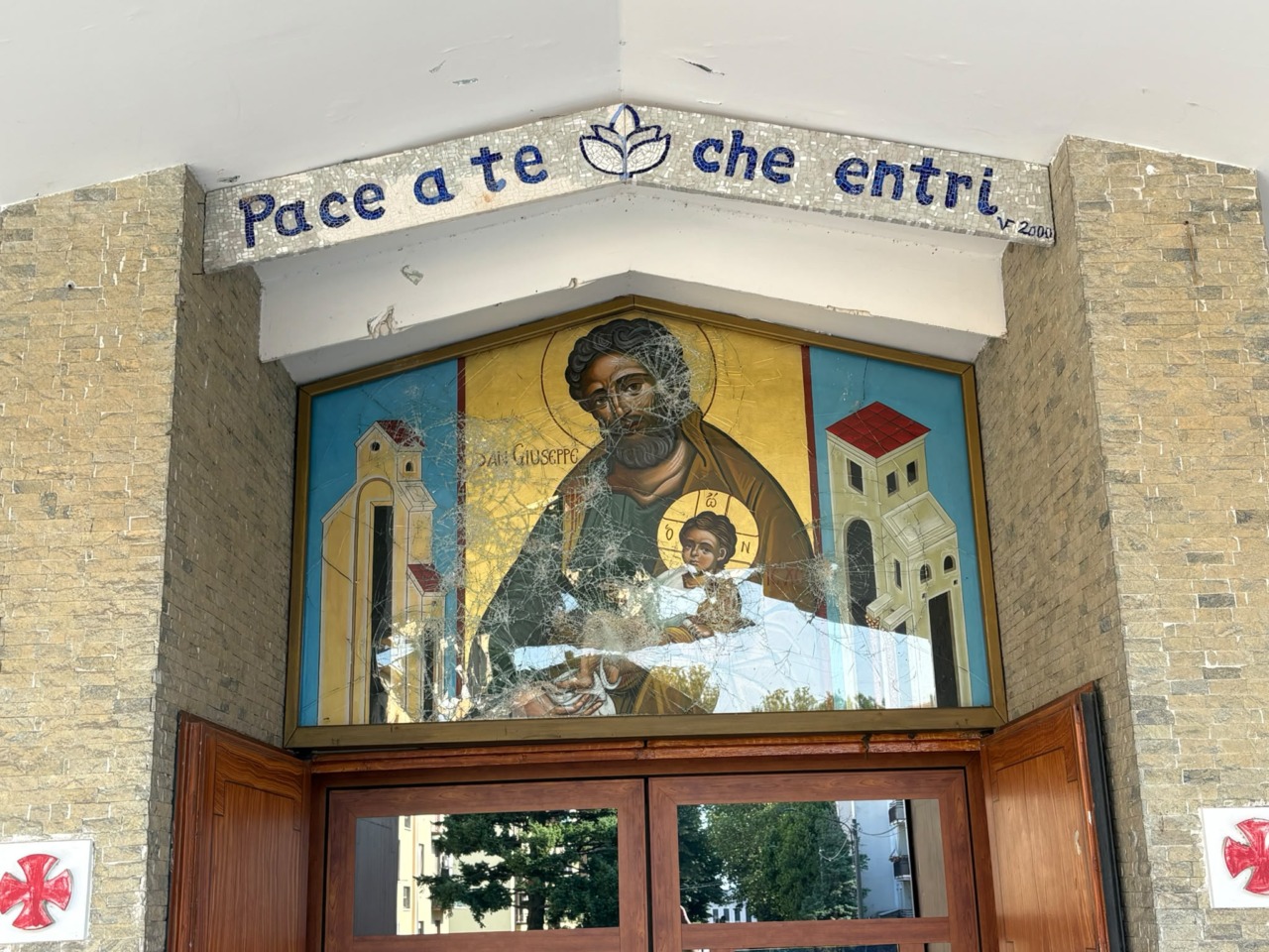 Raid vandalico alla chiesa di San Giuseppe