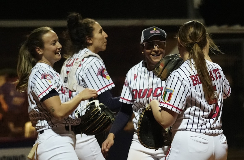 Softball A1: Quick Mill Bollate trionfa nel derby contro Rheavendors Caronno, Saronno vince a Collecchio