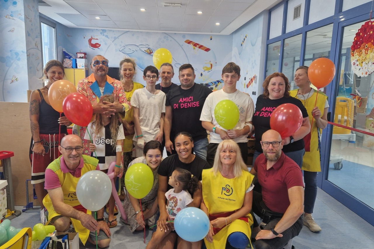 Clown e doni in Pediatria: l’iniziativa dell’Associazione Amici di Denise